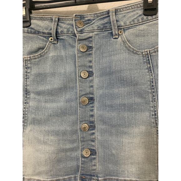 American Eagle Womens 4 Hi Rise A Line Skirt Light Blue Wash Jean Button Down - Picture 2 of 7